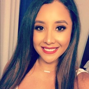 Meet your Posher, Jasmin